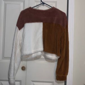 5 for $20! Long sleeve crop top